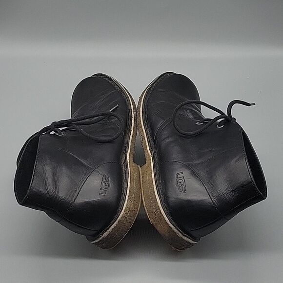 UGG 3275 Leighton Chukka Black Leather Ankle Winter Mens Boots Size 8.5 - Picture 6 of 10